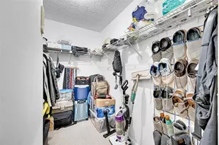 2711 NW 104th Ave, Sunrise, FL 33322 - Photo 16