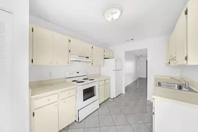 390 SW Colesbury Avenue, Port Saint Lucie, FL 34953 - Photo 18