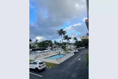 1731 SE 15 #206, Fort Lauderdale, FL 33316 - Photo 2