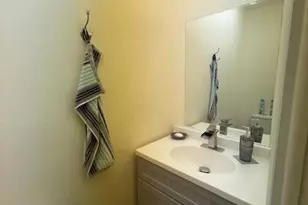 8040 SW 17th Pl, Davie, FL 33324 - Photo 10