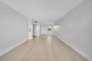 2555 NE 11th St, Fort Lauderdale, FL 33304 - Photo 6