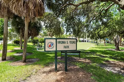 805 SE 10th Street, Fort Lauderdale, FL 33316 - Photo 12