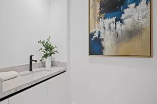 160 Isle of Venice Dr, Fort Lauderdale, FL 33301 - Photo 16