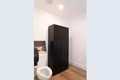 401 NE 8th Street, Fort Lauderdale, FL 33304 - Photo 18