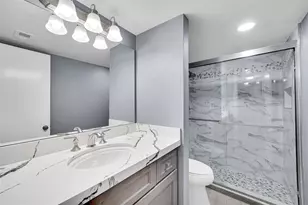 5801 Coral Lake Dr, Margate, FL 33063 - Photo 18