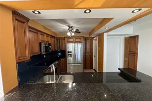 4800 Bayview Dr, Fort Lauderdale, FL 33308 - Photo 26