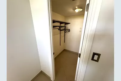 4800 Bayview Drive #406, Fort Lauderdale, FL 33308 - Photo 12