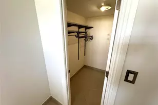 4800 Bayview Dr, Fort Lauderdale, FL 33308 - Photo 12