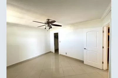 4800 Bayview Drive #406, Fort Lauderdale, FL 33308 - Photo 10