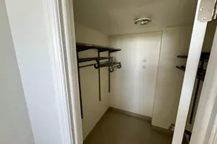 4800 Bayview Dr, Fort Lauderdale, FL 33308 - Photo 6