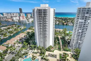 21205 Yacht Club Dr, Aventura, FL 33180 - Photo 52