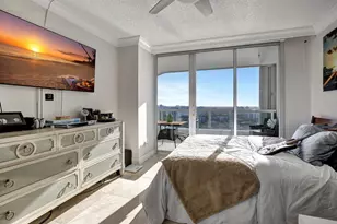 21205 Yacht Club Dr, Aventura, FL 33180 - Photo 24