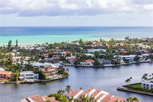 21205 Yacht Club Dr, Aventura, FL 33180 - Photo 52