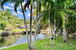 808 SW 8th Terrace, Fort Lauderdale, FL 33315 - Photo 4