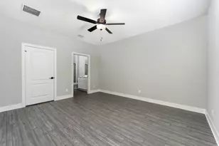 5203 Jovial Ct, Fort Pierce, FL 34947 - Photo 8