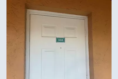 6900 SW 39th Street #308J, Davie, FL 33314 - Photo 2