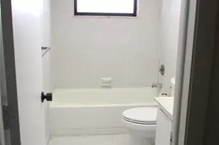 7950 W McNab Rd, Tamarac, FL 33321 - Photo 14