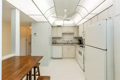 9611 N Hollybrook Lake Drive #107, Pembroke Pines, FL 33025 - Photo 12