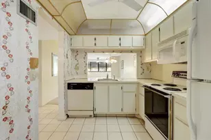 2726 NW 104th Ave, Sunrise, FL 33322 - Photo 8