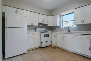 6732 SW 19th St, Miramar, FL 33023 - Photo 2