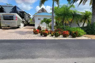 605 SW 42nd Cove, Okeechobee, FL 34974 - Photo 1