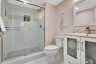 700 S Hollybrook Dr, Hollywood, FL 33025 - Photo 6