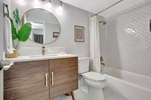 700 S Hollybrook Dr, Hollywood, FL 33025 - Photo 8