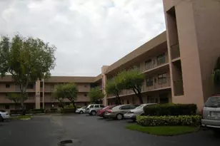 10442 Sunrise Lakes Blvd, Sunrise, FL 33322 - Photo 16