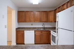 9233 SW 8th St, Boca Raton, FL 33428 - Photo 18