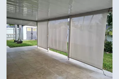 906 NE 3 Street, Hallandale Beach, FL 33009 - Photo 4