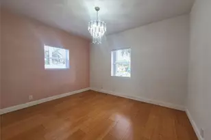 906 NE 3 St, Hallandale Beach, FL 33009 - Photo 20