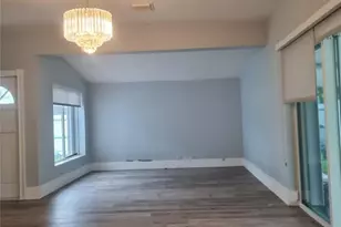 906 NE 3 St, Hallandale Beach, FL 33009 - Photo 14