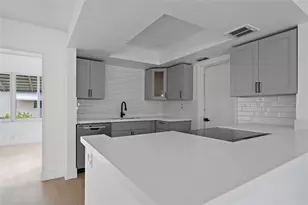 4510 NW 49th Dr, Tamarac, FL 33319 - Photo 10