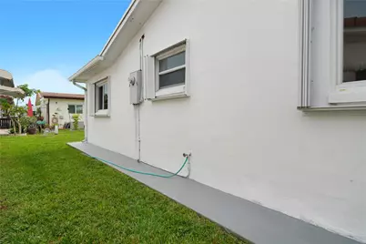 4510 NW 49th Drive, Tamarac, FL 33319 - Photo 8