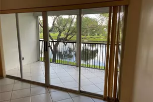 3993 Cypress Reach Ct, Pompano Beach, FL 33069 - Photo 4
