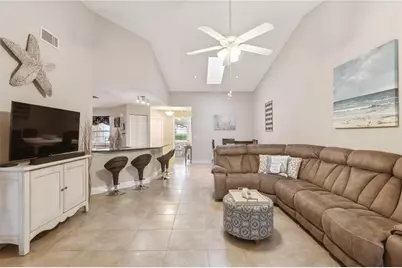 35 Centennial Court, Deerfield Beach, FL 33442 - Photo 2