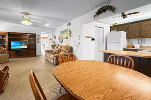 329 Knotty Pine Cir, Greenacres, FL 33463 - Photo 14