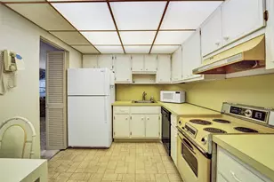 405 N Ocean Blvd, Pompano Beach, FL 33062 - Photo 22