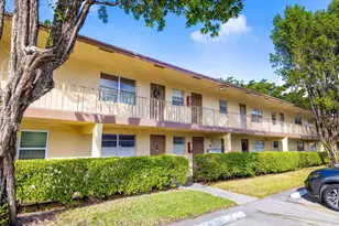 7360 NW 1st St, Margate, FL 33063 - Photo 8