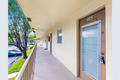 7360 NW 1st Street #205, Margate, FL 33063 - Photo 8