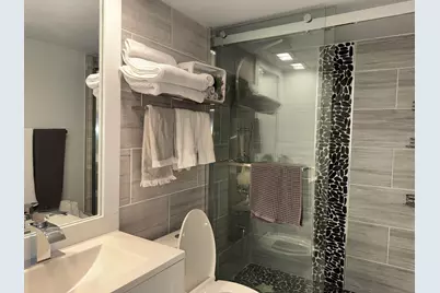 545 Oaks Lane #105, Pompano Beach, FL 33069 - Photo 24