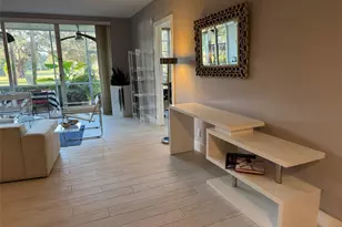 545 Oaks Ln, Pompano Beach, FL 33069 - Photo 4