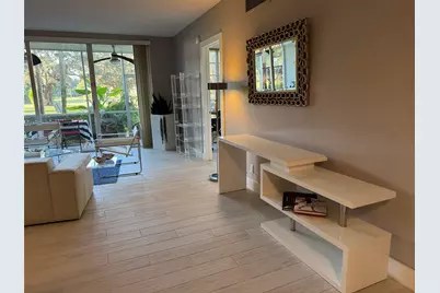 545 Oaks Lane #105, Pompano Beach, FL 33069 - Photo 4