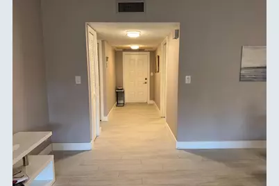 545 Oaks Lane #105, Pompano Beach, FL 33069 - Photo 20