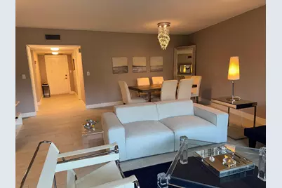 545 Oaks Lane #105, Pompano Beach, FL 33069 - Photo 10