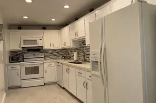 545 Oaks Ln, Pompano Beach, FL 33069 - Photo 28