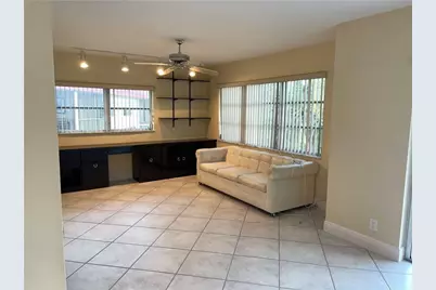 9410 N Hollybrook Lake Drive #310, Hollywood, FL 33025 - Photo 8