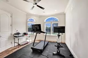 642 Palm Dr, Hallandale Beach, FL 33009 - Photo 22