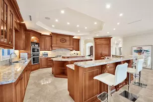 642 Palm Dr, Hallandale Beach, FL 33009 - Photo 32