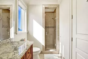 642 Palm Dr, Hallandale Beach, FL 33009 - Photo 44